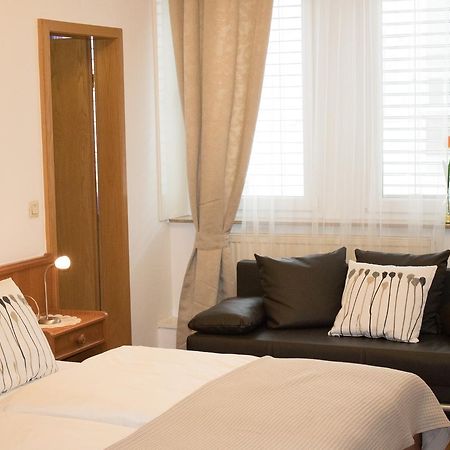 Stadthotel Russelsheim Экстерьер фото
