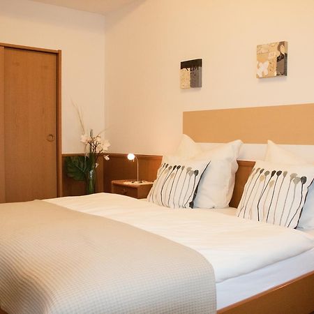 Stadthotel Russelsheim Экстерьер фото
