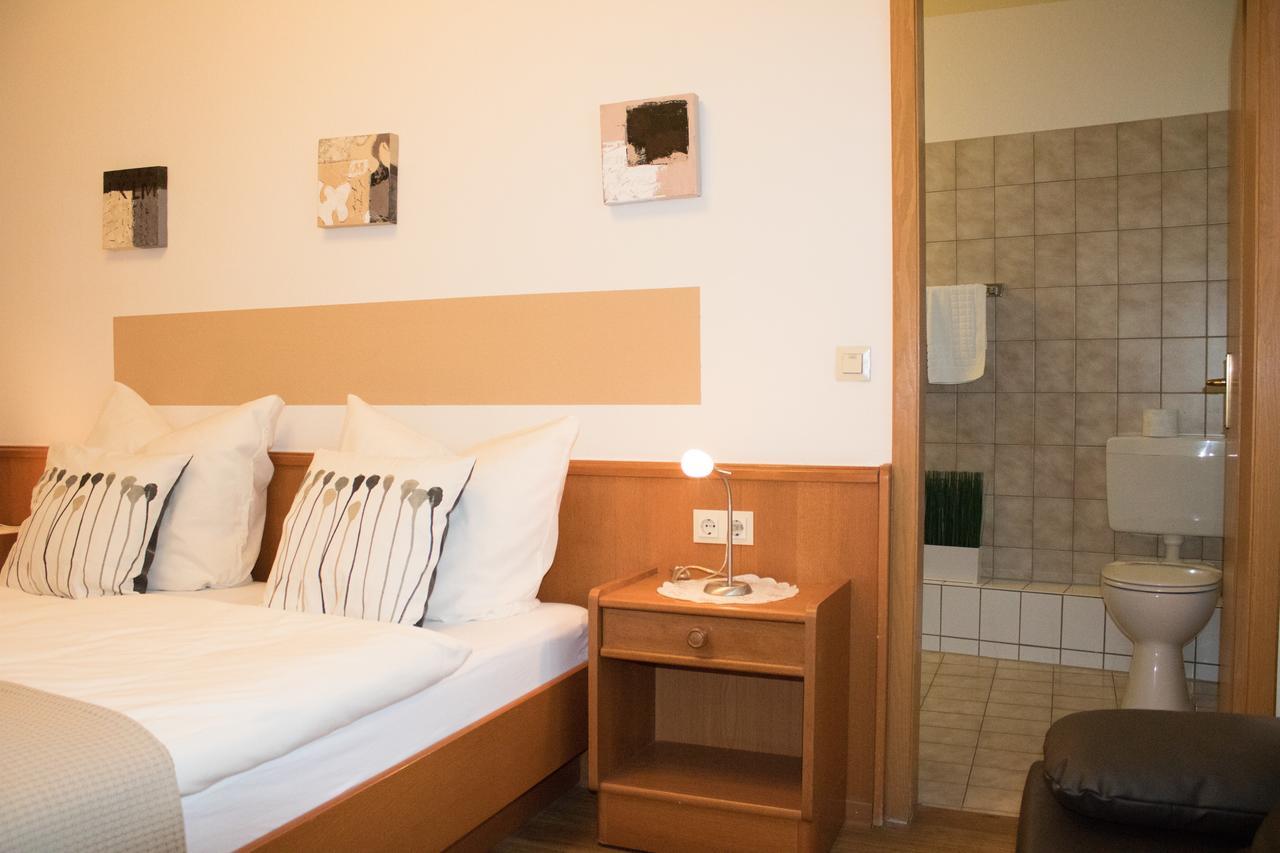 Stadthotel Russelsheim Экстерьер фото