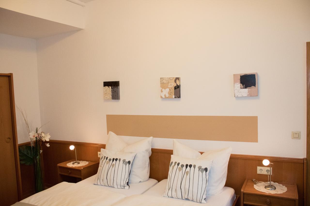 Stadthotel Russelsheim Экстерьер фото