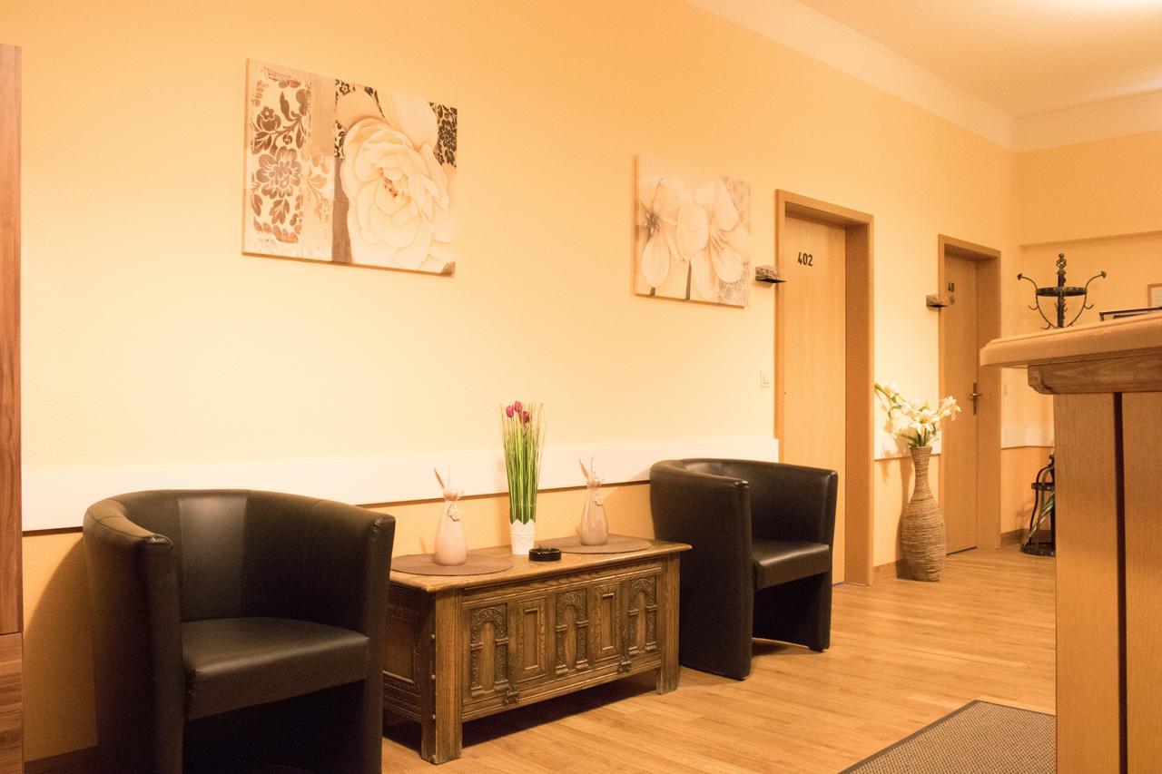 Stadthotel Russelsheim Экстерьер фото