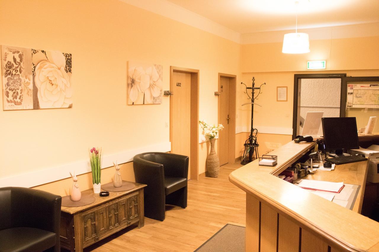Stadthotel Russelsheim Экстерьер фото